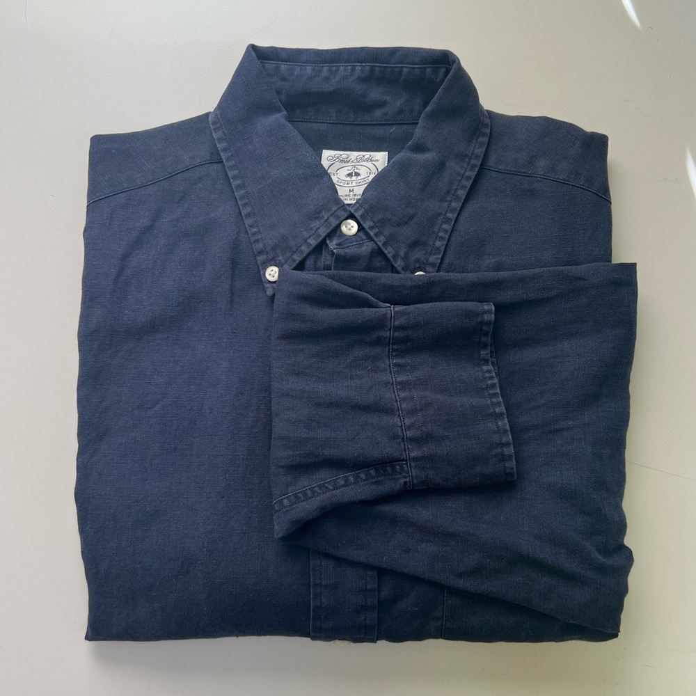 Brooks Brothers Regent Regular-Fit Sport Shirt, Navy Irish Linen, Medium